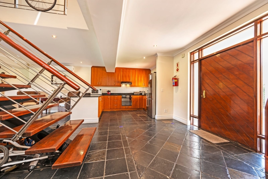 4 Bedroom Property for Sale in Boschenmeer Golf Country Estate Western Cape